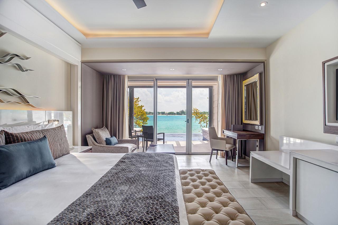 Sunset Swim out Suite